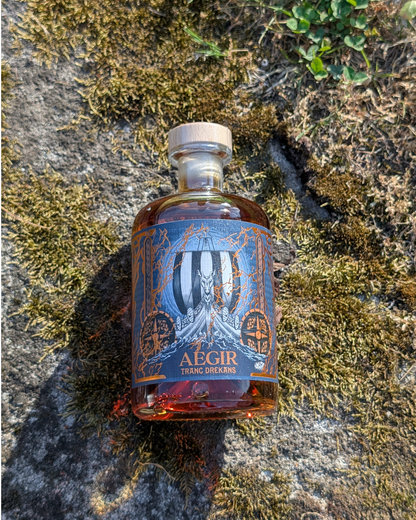 Aegir Rum - Premium Rum mit würziger Eleganz und fruchtiger Tiefe (Bio-Zutaten)